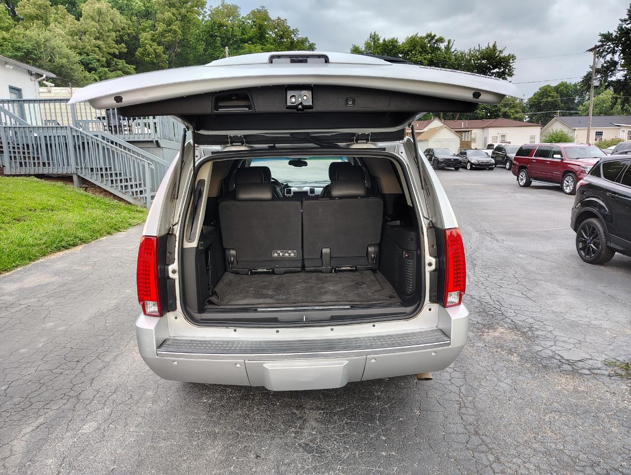Cadillac Escalade ESV AWD Luxury 2013