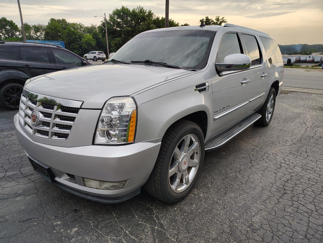 Cadillac Escalade ESV AWD Luxury 2013
