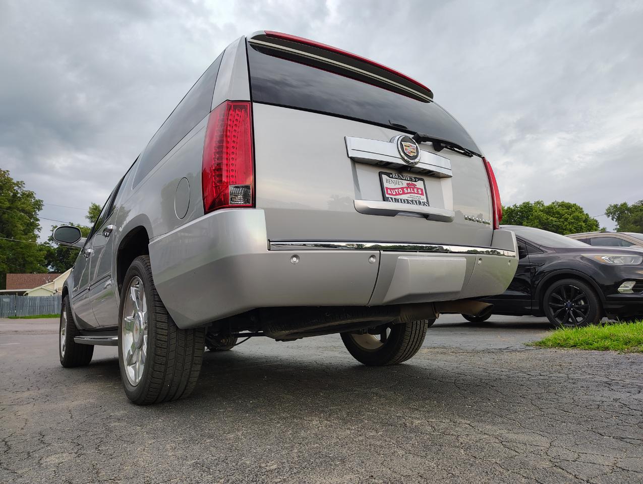 Cadillac Escalade ESV AWD Luxury 2013