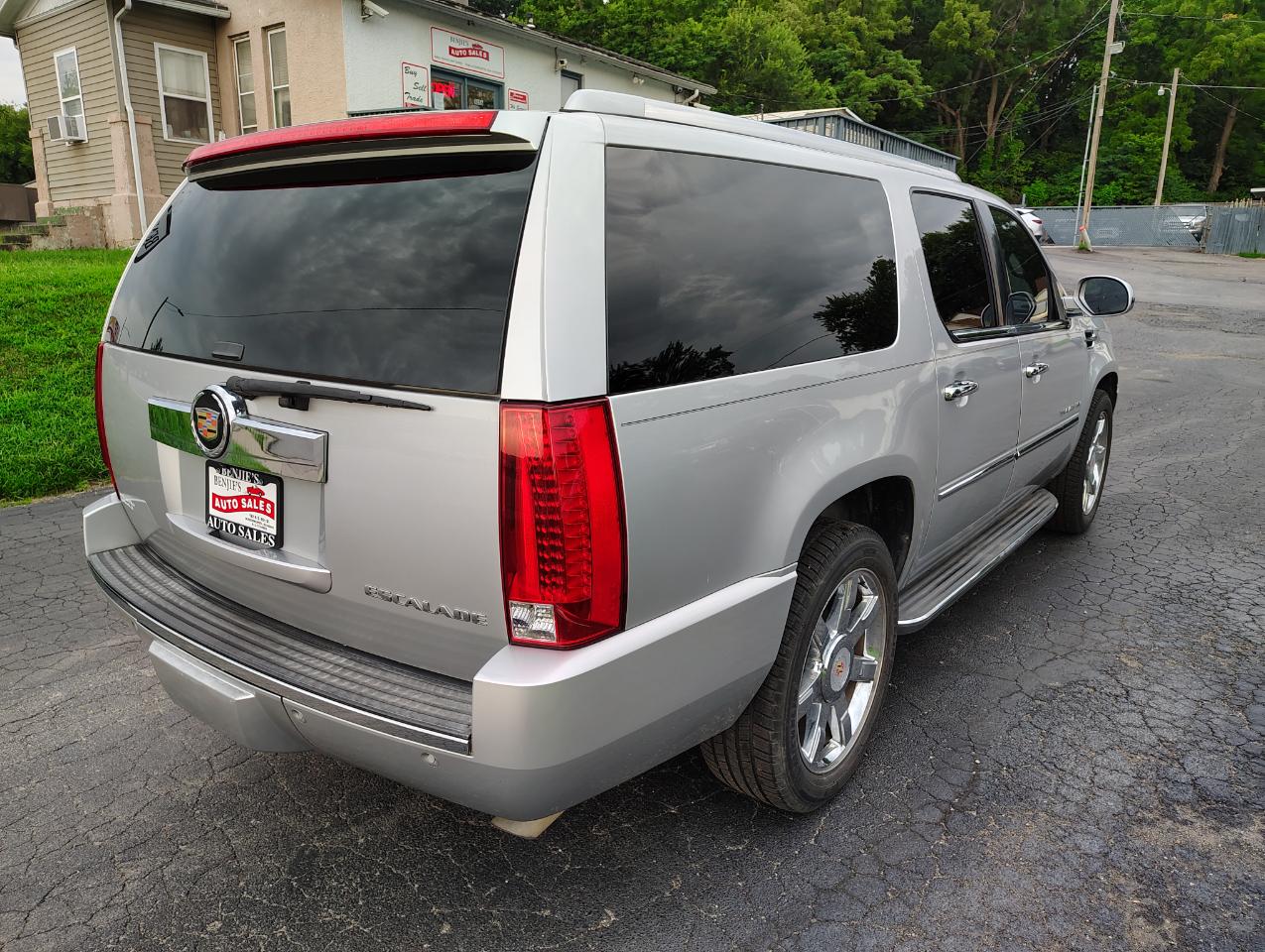 Cadillac Escalade ESV AWD Luxury 2013