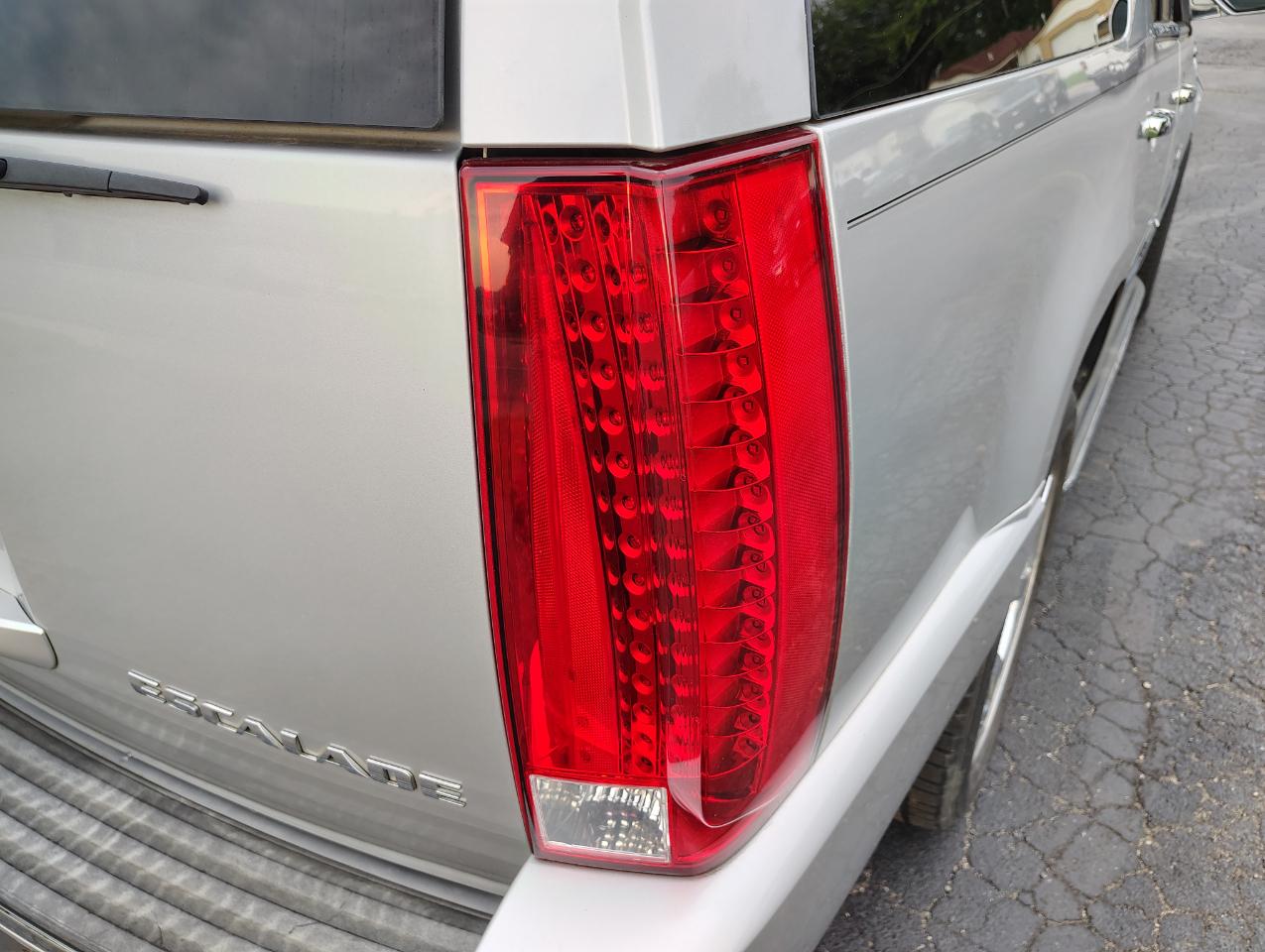 Cadillac Escalade ESV AWD Luxury 2013