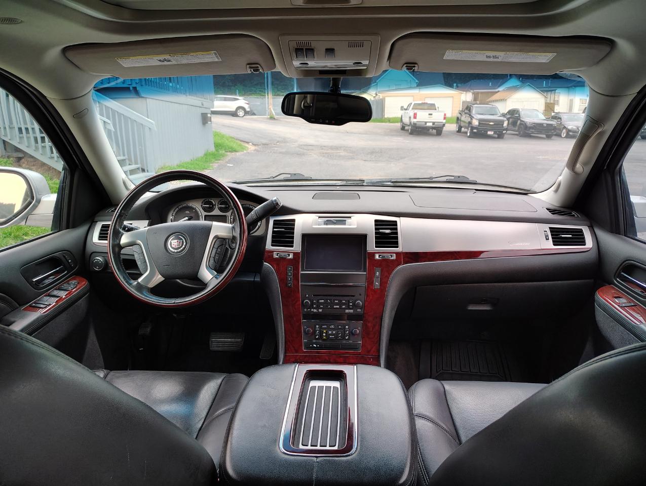 Cadillac Escalade ESV AWD Luxury 2013