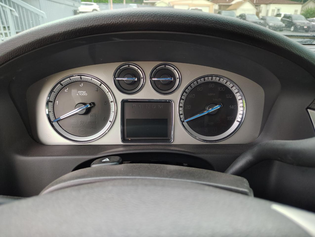 Cadillac Escalade ESV AWD Luxury 2013