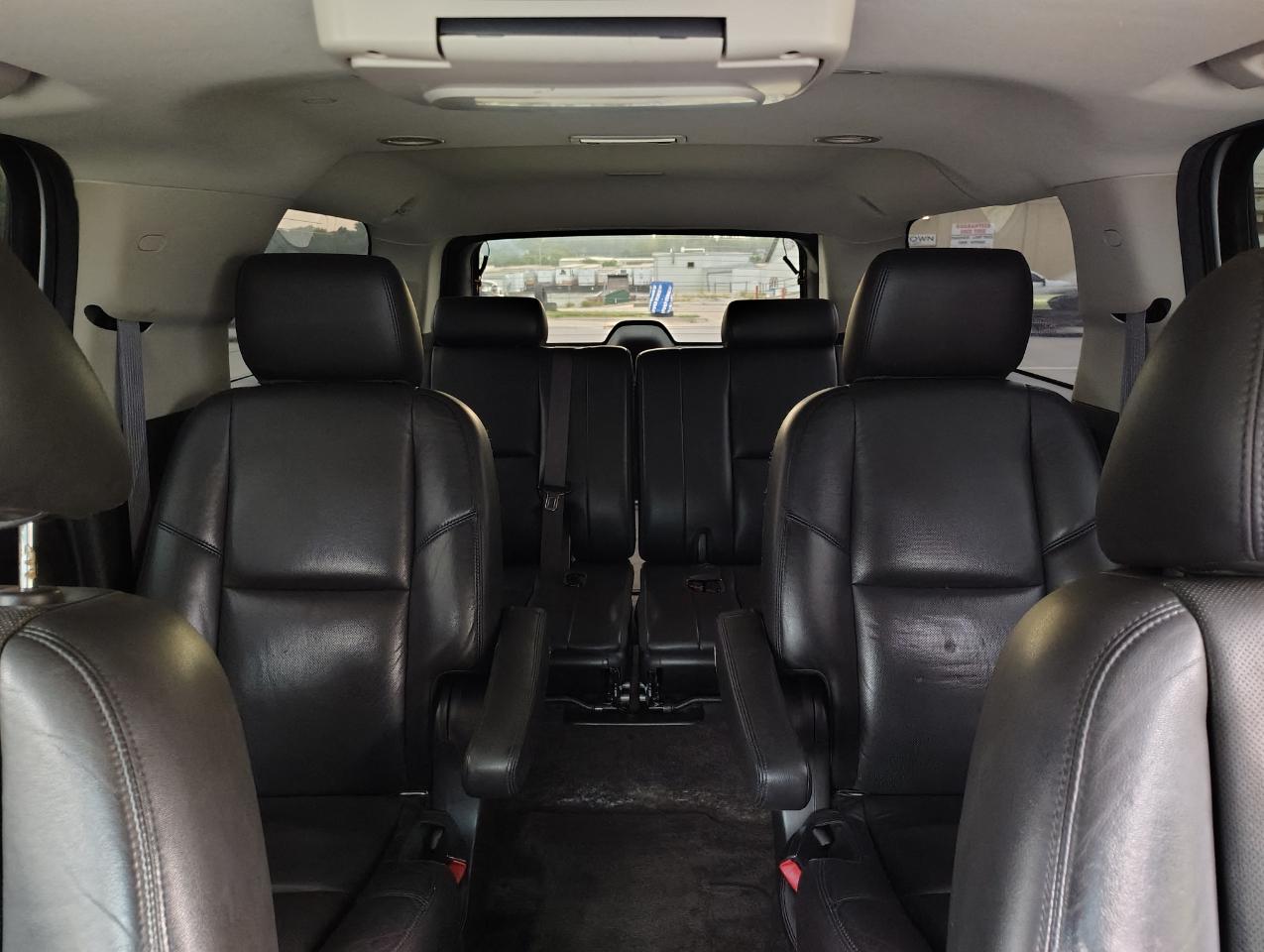 Cadillac Escalade ESV AWD Luxury 2013