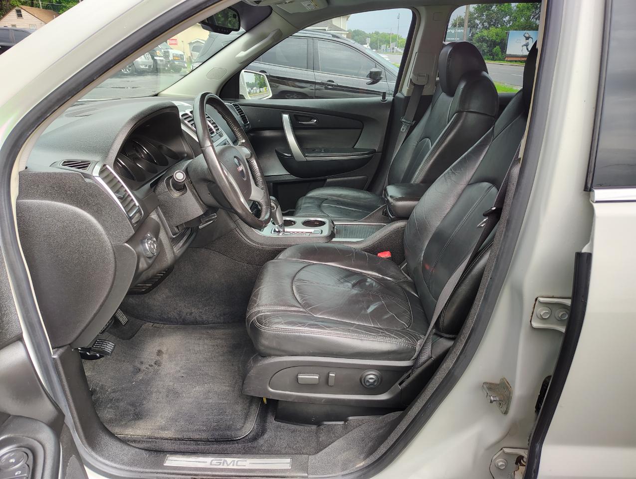 GMC Acadia SLT-2 AWD 2008