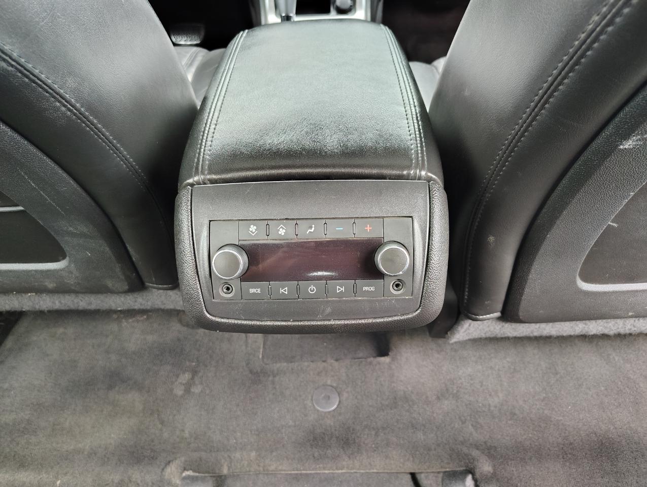 GMC Acadia SLT-2 AWD 2008