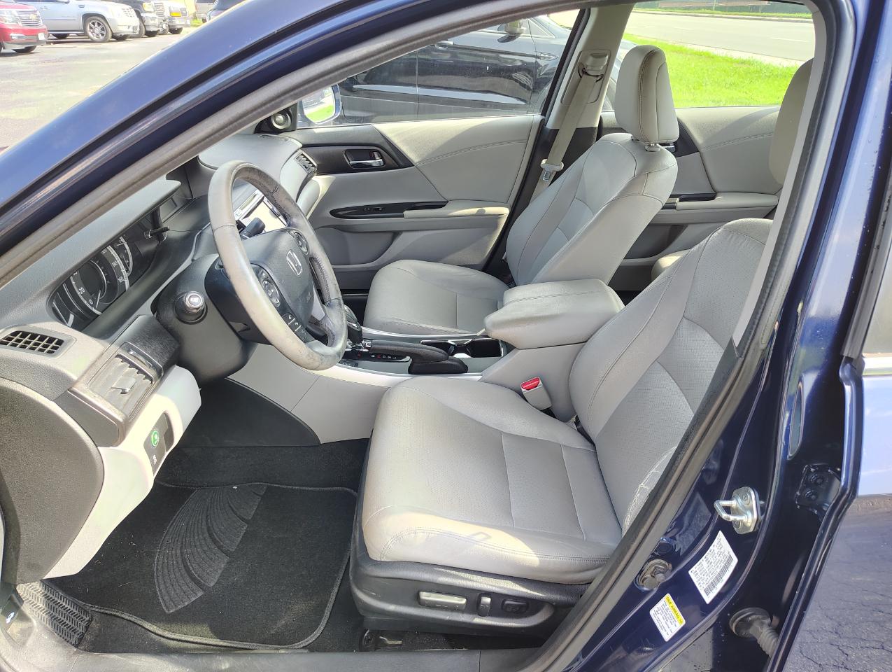 Honda Accord EX-L Sedan CVT 2013
