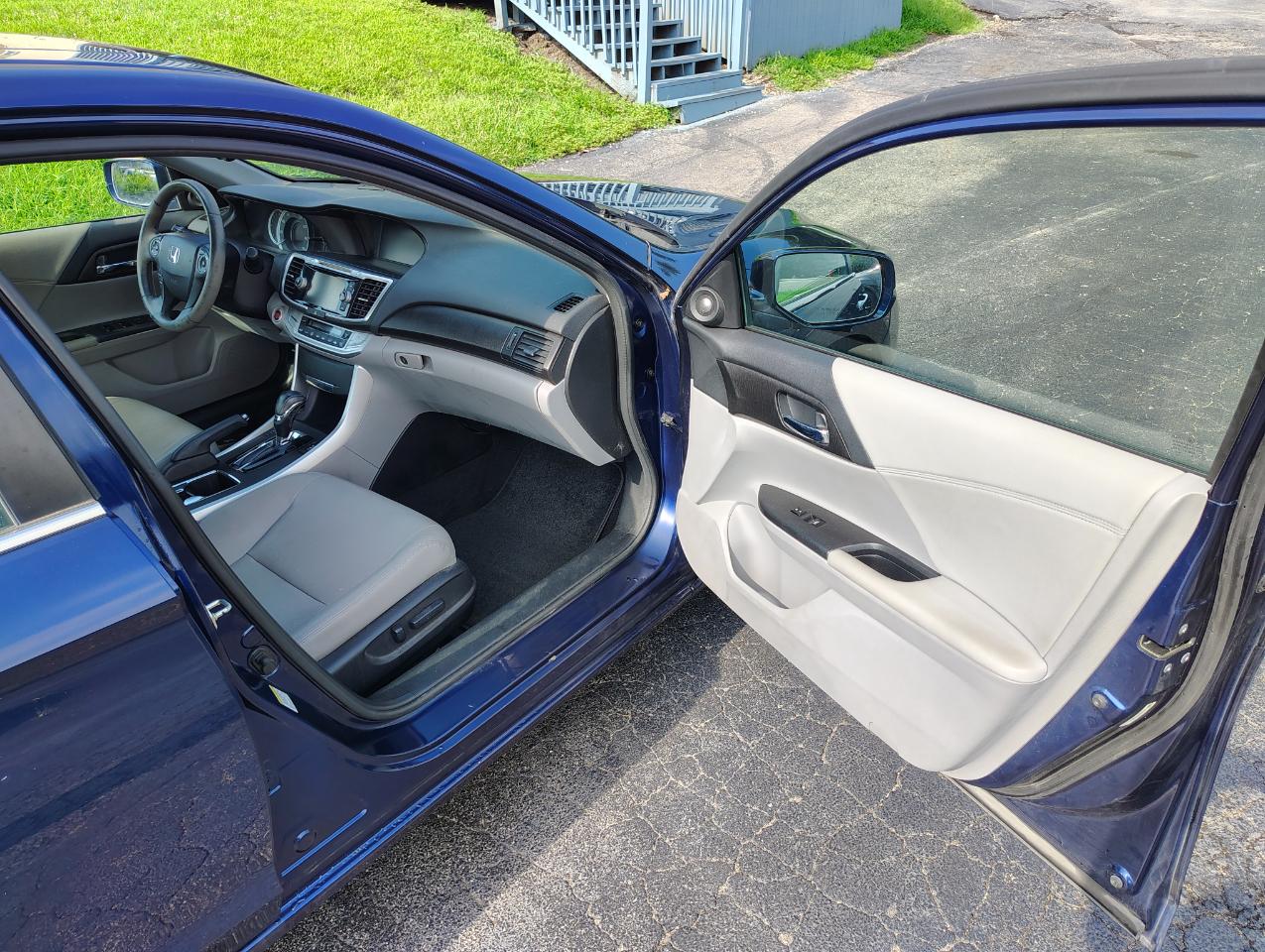 Honda Accord EX-L Sedan CVT 2013
