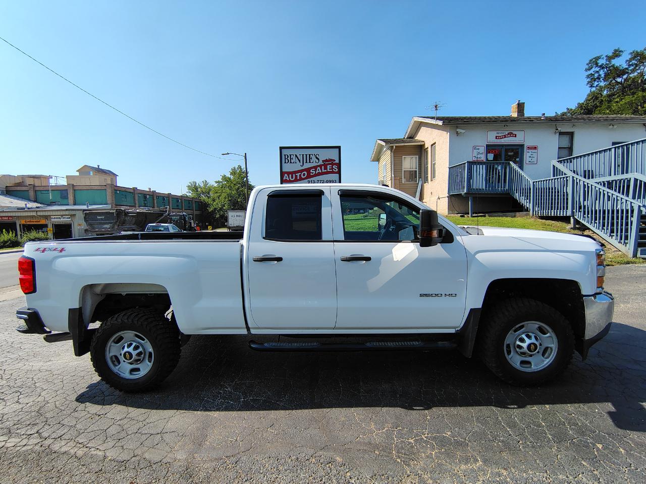 Chevrolet Silverado 2500HD Work Truck Double Cab 4WD 2015