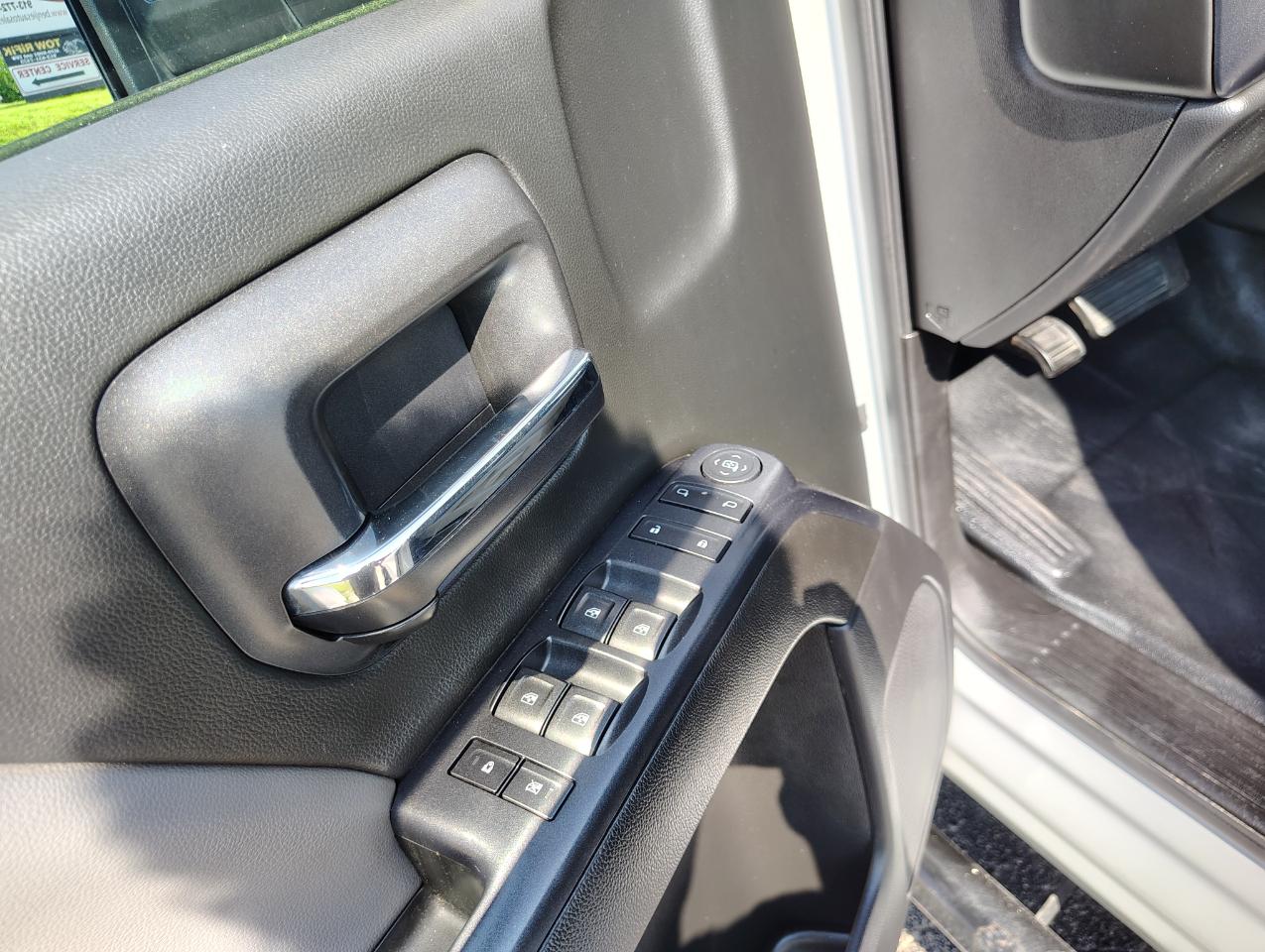 Chevrolet Silverado 2500HD Work Truck Double Cab 4WD 2015