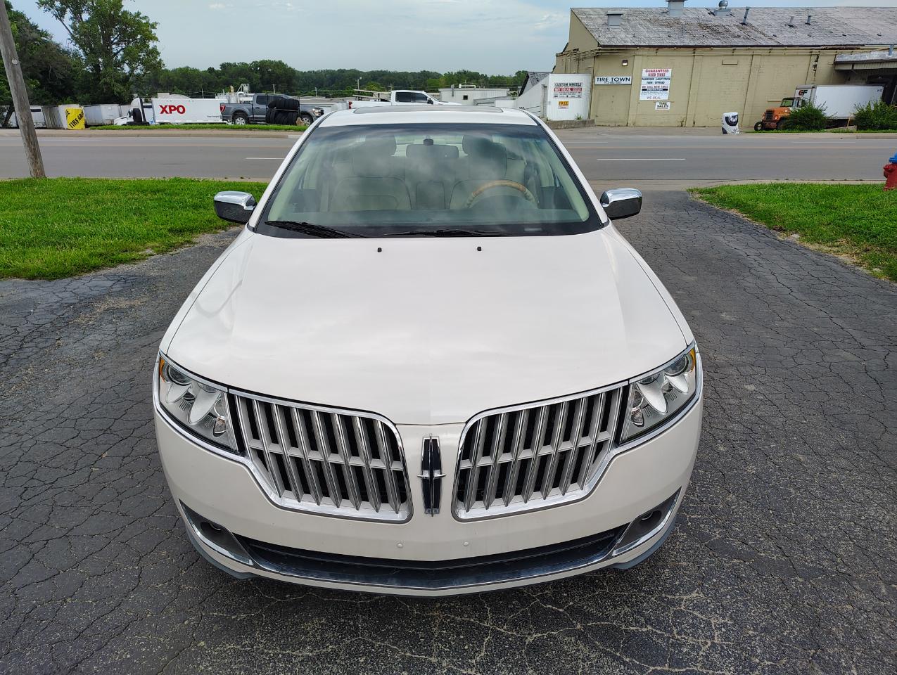 Lincoln MKZ AWD 2012