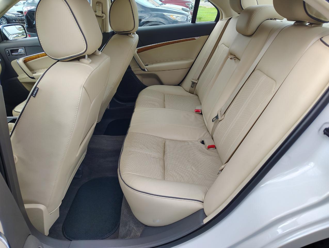 Lincoln MKZ AWD 2012