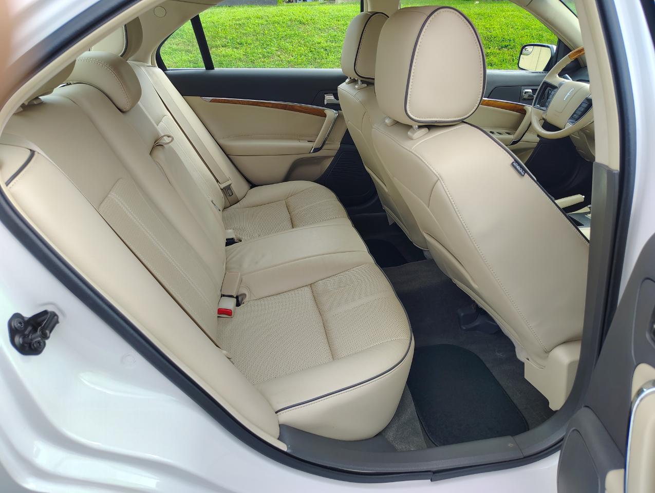 Lincoln MKZ AWD 2012