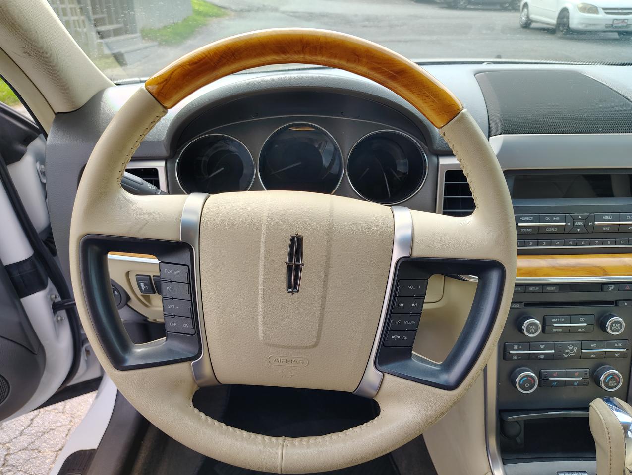 Lincoln MKZ AWD 2012