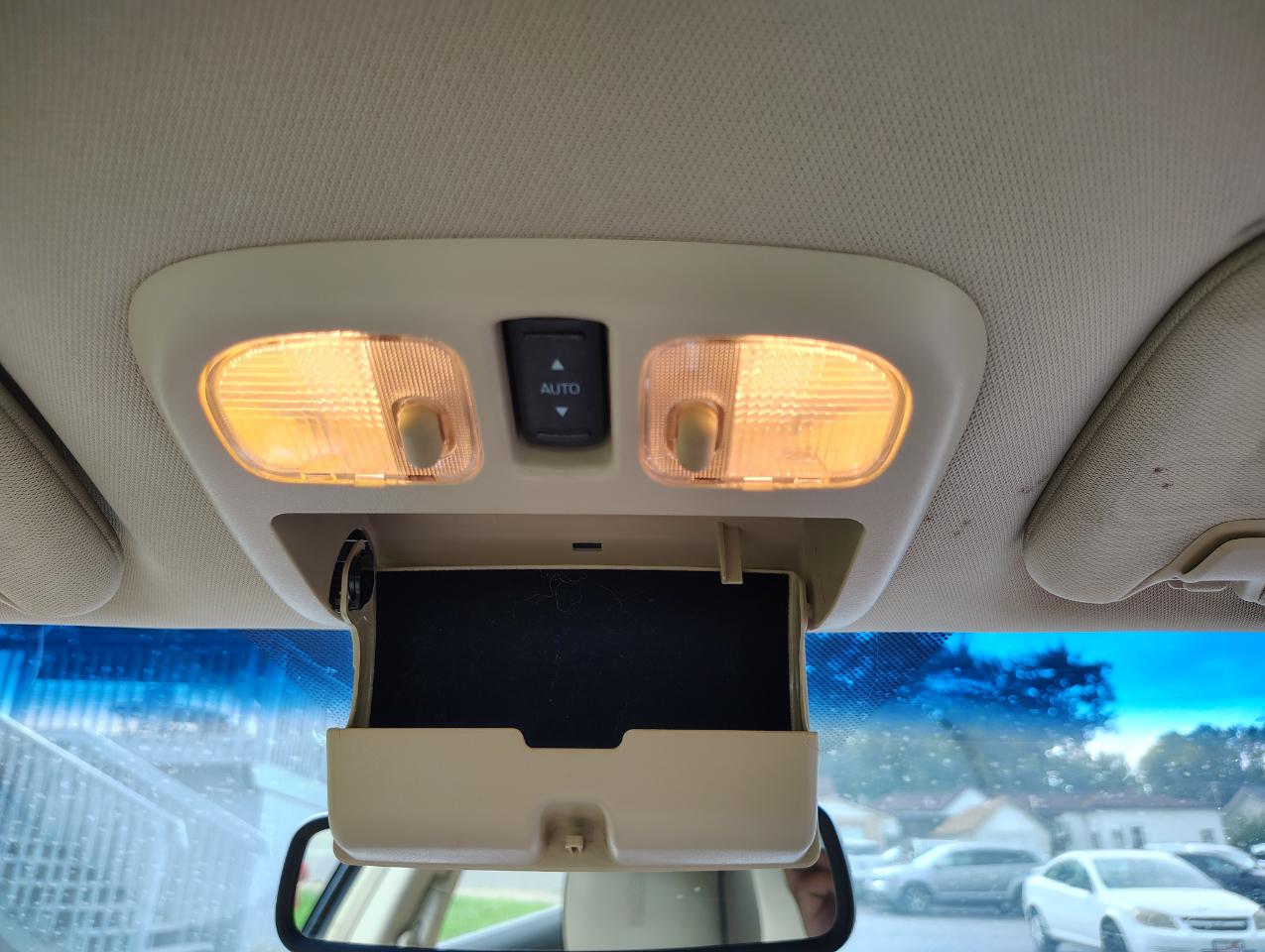 Lincoln MKZ AWD 2012