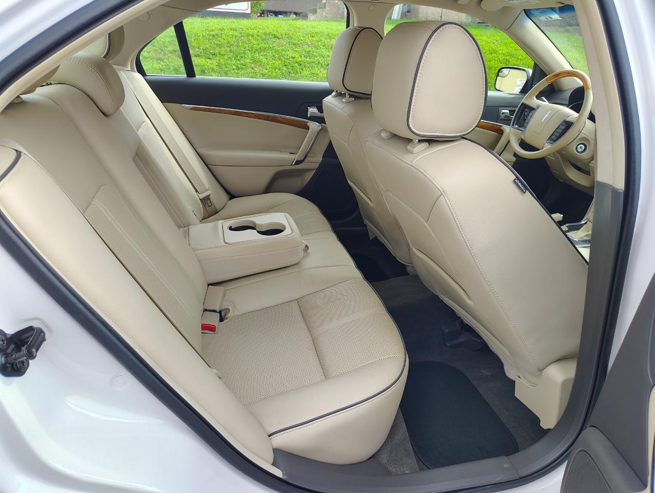 Lincoln MKZ AWD 2012