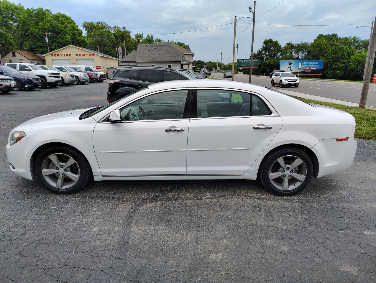 Chevrolet Malibu 1LT 2012