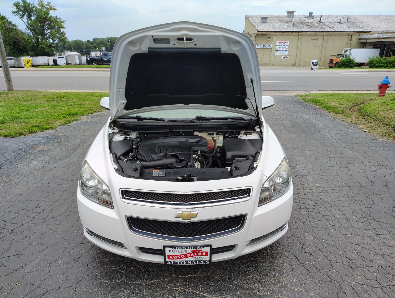 Chevrolet Malibu 1LT 2012