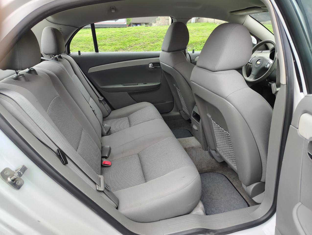 Chevrolet Malibu 1LT 2012