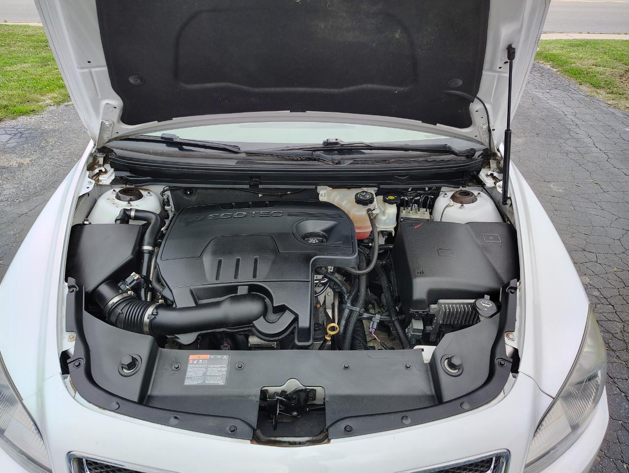 Chevrolet Malibu 1LT 2012