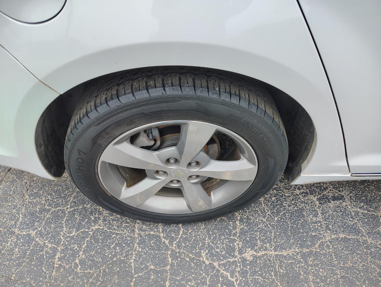 Chevrolet Malibu 1LT 2012