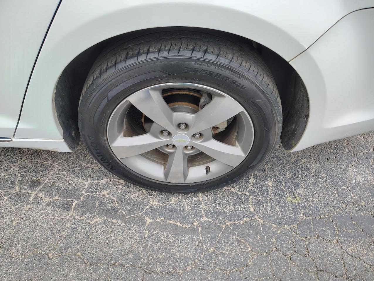 Chevrolet Malibu 1LT 2012