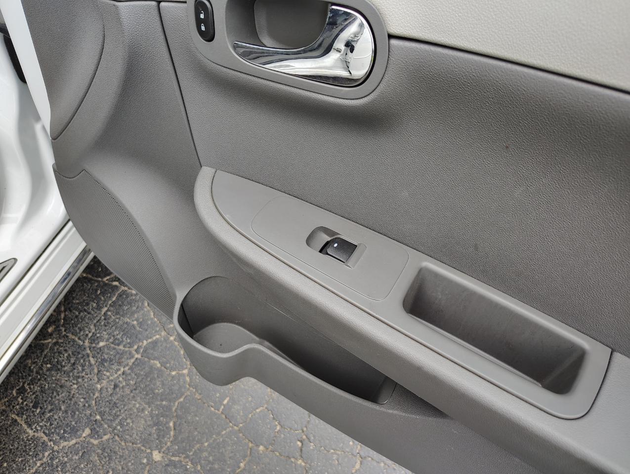 Chevrolet Malibu 1LT 2012