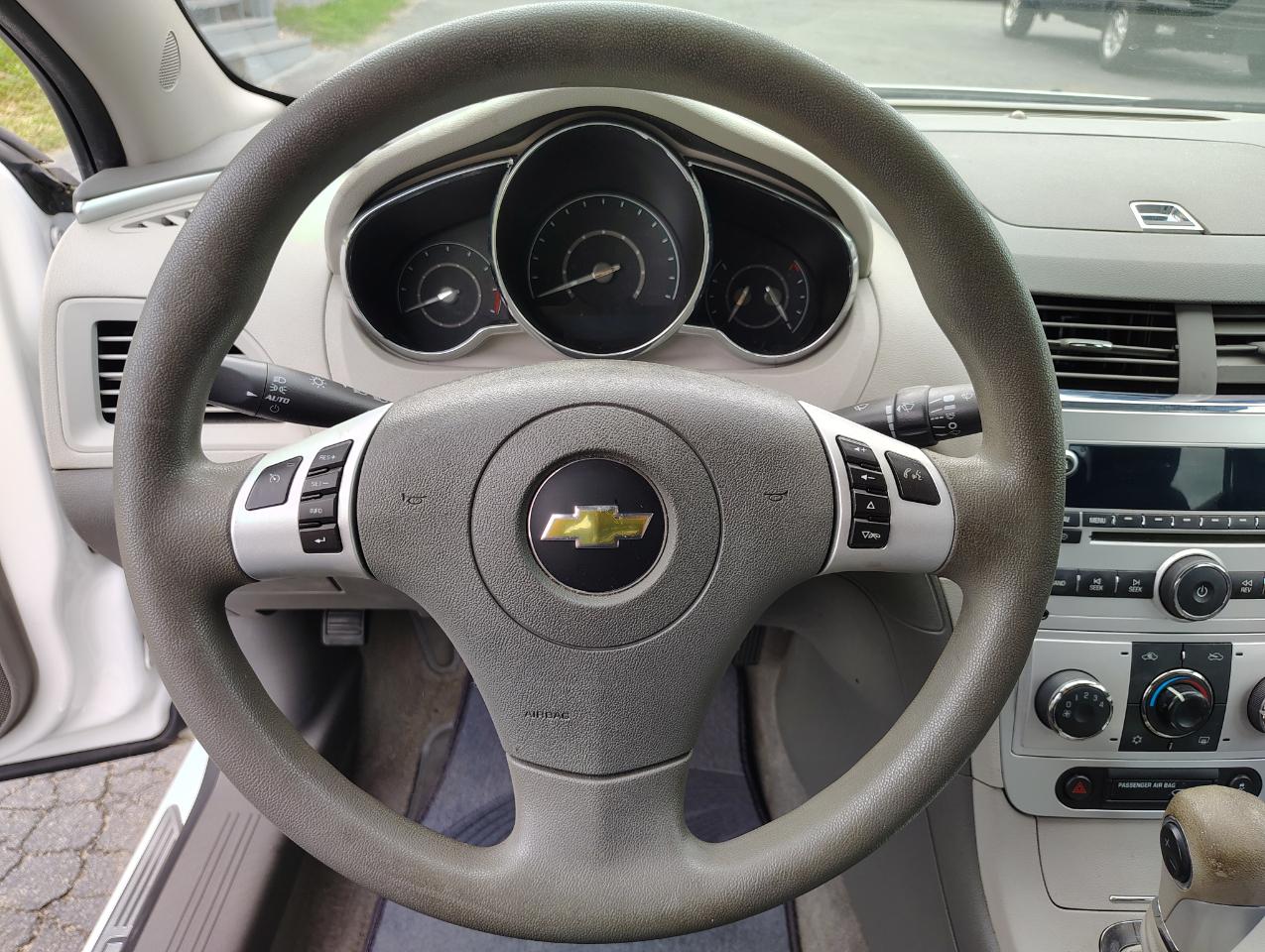 Chevrolet Malibu 1LT 2012