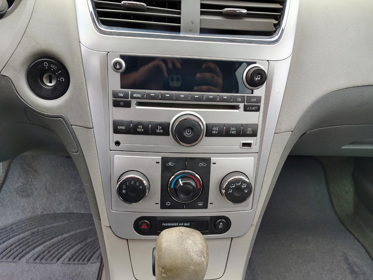 Chevrolet Malibu 1LT 2012