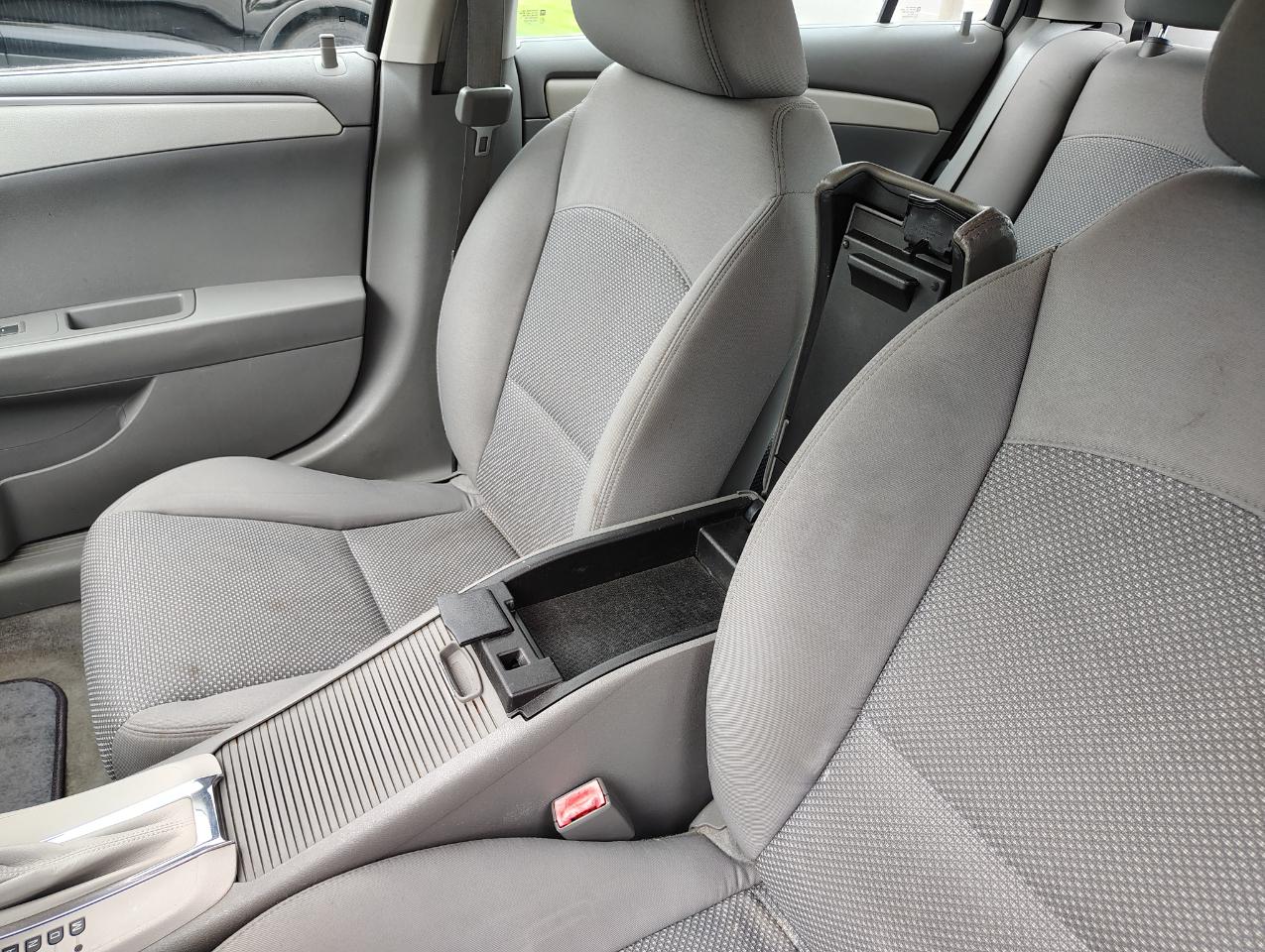 Chevrolet Malibu 1LT 2012