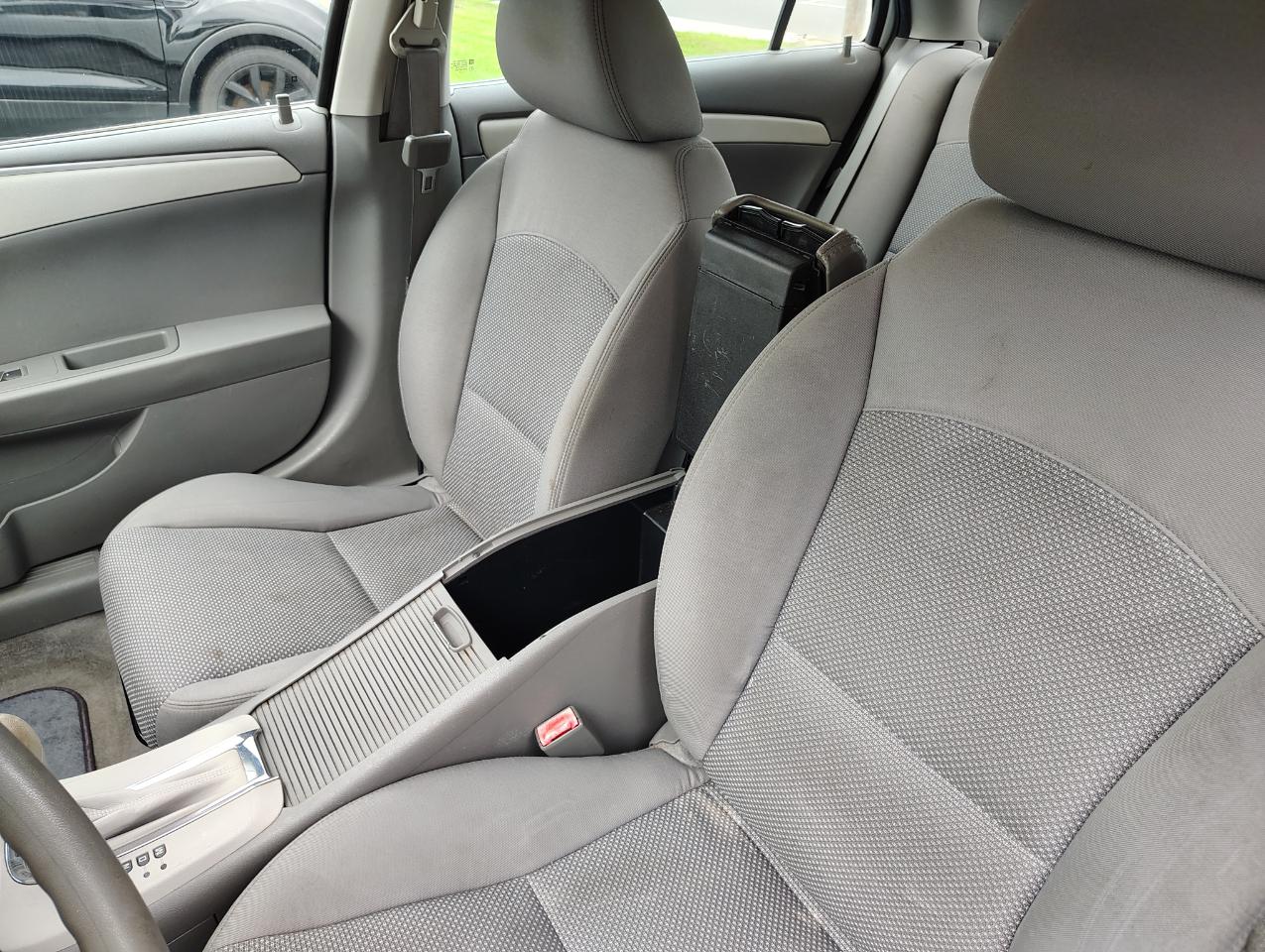 Chevrolet Malibu 1LT 2012
