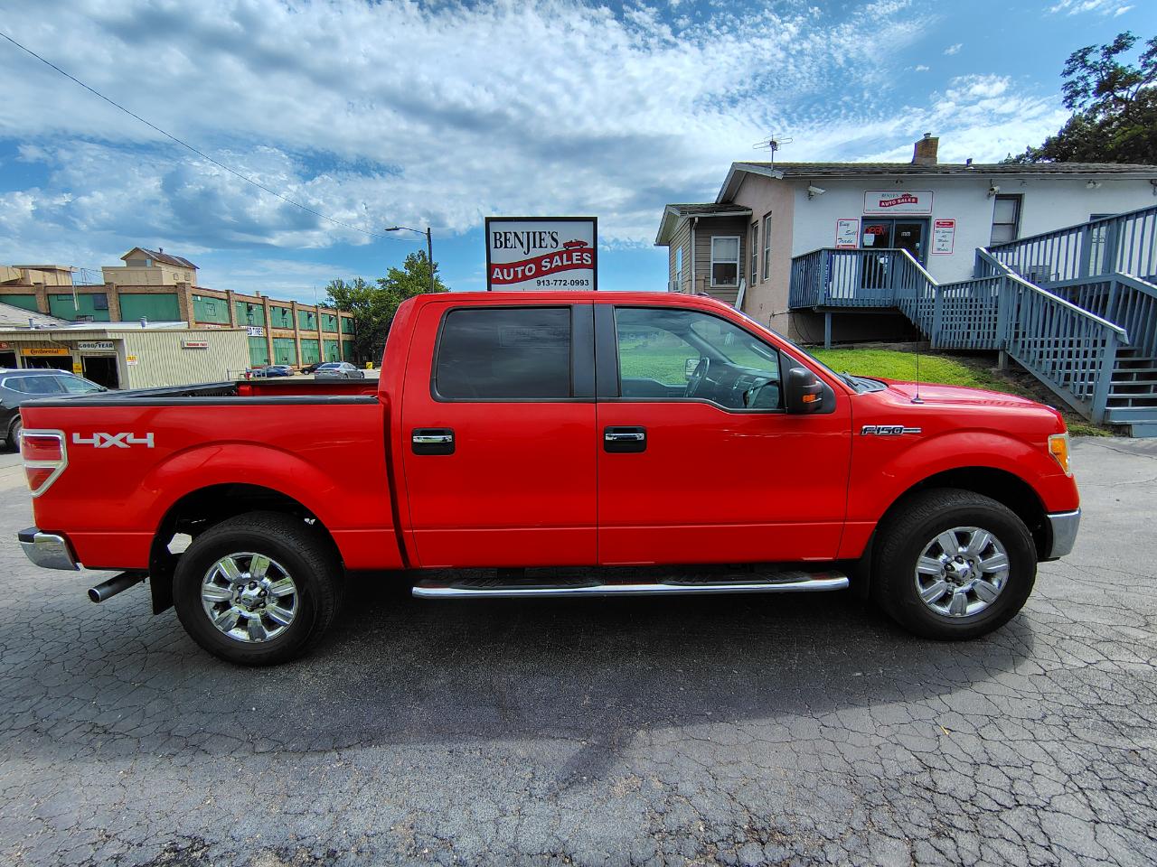 Ford F-150 XLT SuperCrew 6.5-ft. Bed 4WD 2011