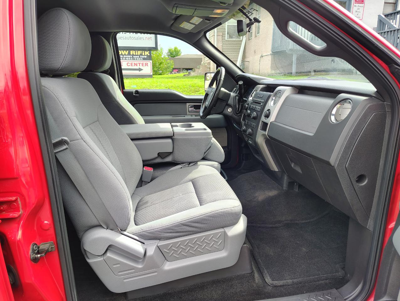 Ford F-150 XLT SuperCrew 6.5-ft. Bed 4WD 2011