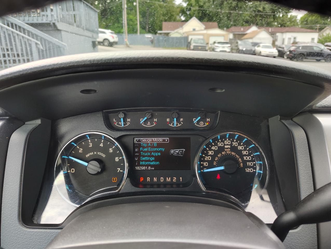 Ford F-150 XLT SuperCrew 6.5-ft. Bed 4WD 2011