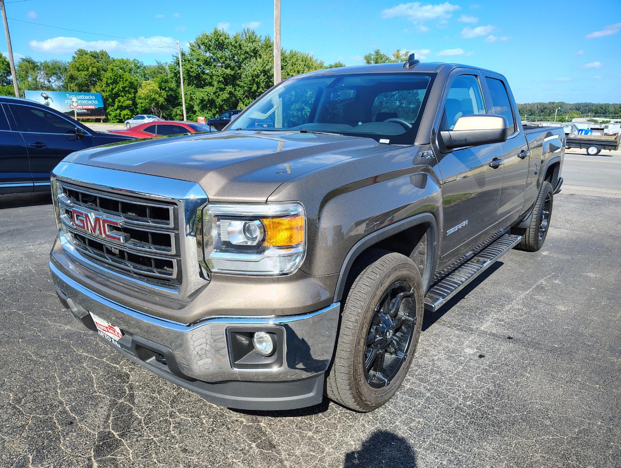GMC Sierra 1500 SLE Double Cab 4WD 2015