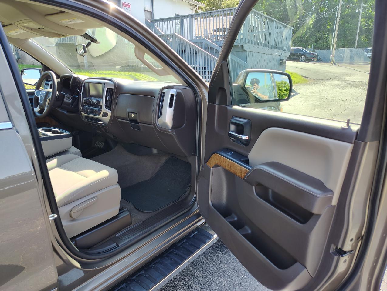 GMC Sierra 1500 SLE Double Cab 4WD 2015
