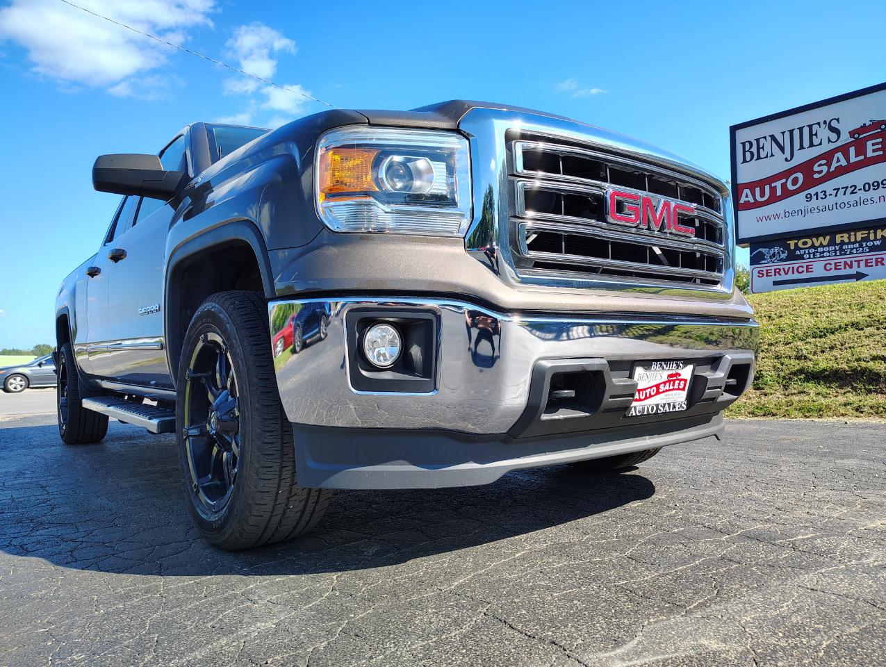 GMC Sierra 1500 SLE Double Cab 4WD 2015