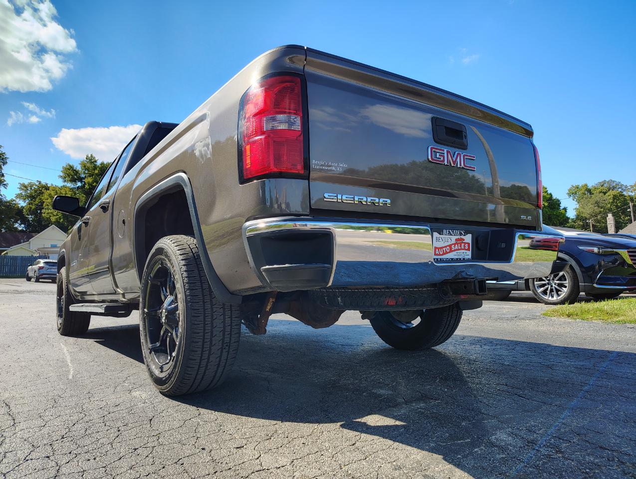 GMC Sierra 1500 SLE Double Cab 4WD 2015