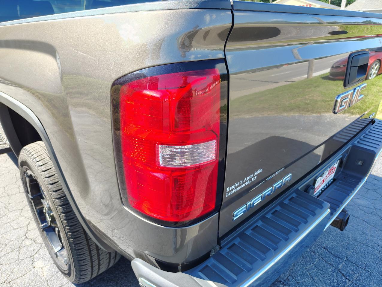 GMC Sierra 1500 SLE Double Cab 4WD 2015