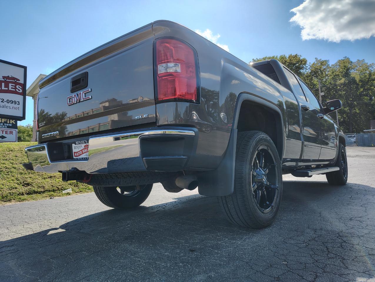 GMC Sierra 1500 SLE Double Cab 4WD 2015