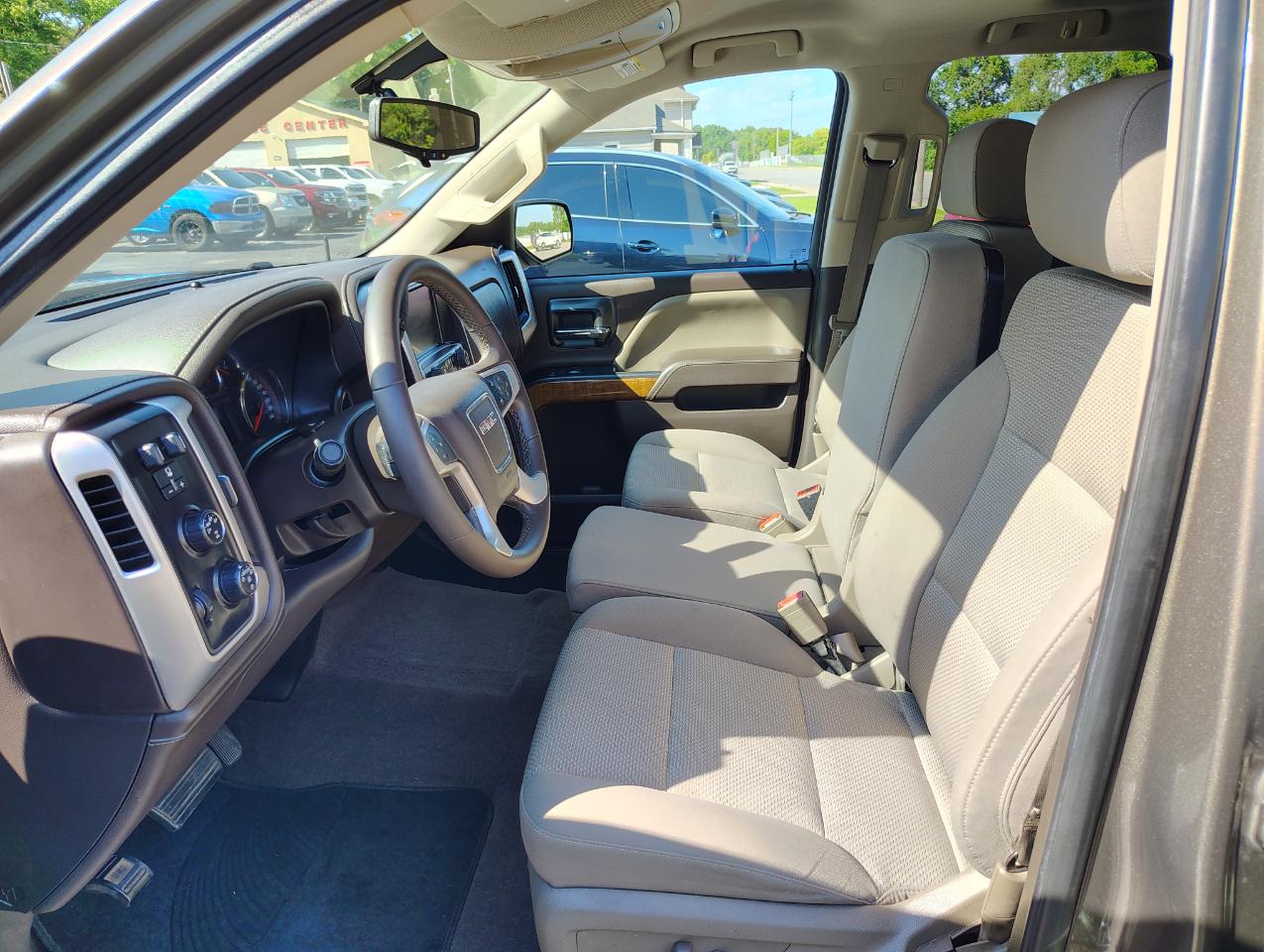 GMC Sierra 1500 SLE Double Cab 4WD 2015