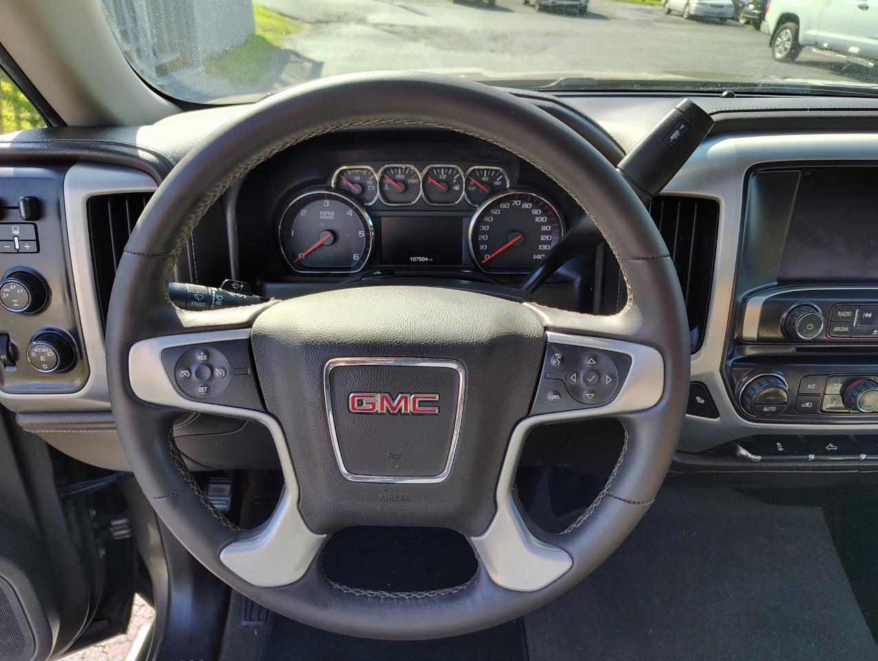 GMC Sierra 1500 SLE Double Cab 4WD 2015