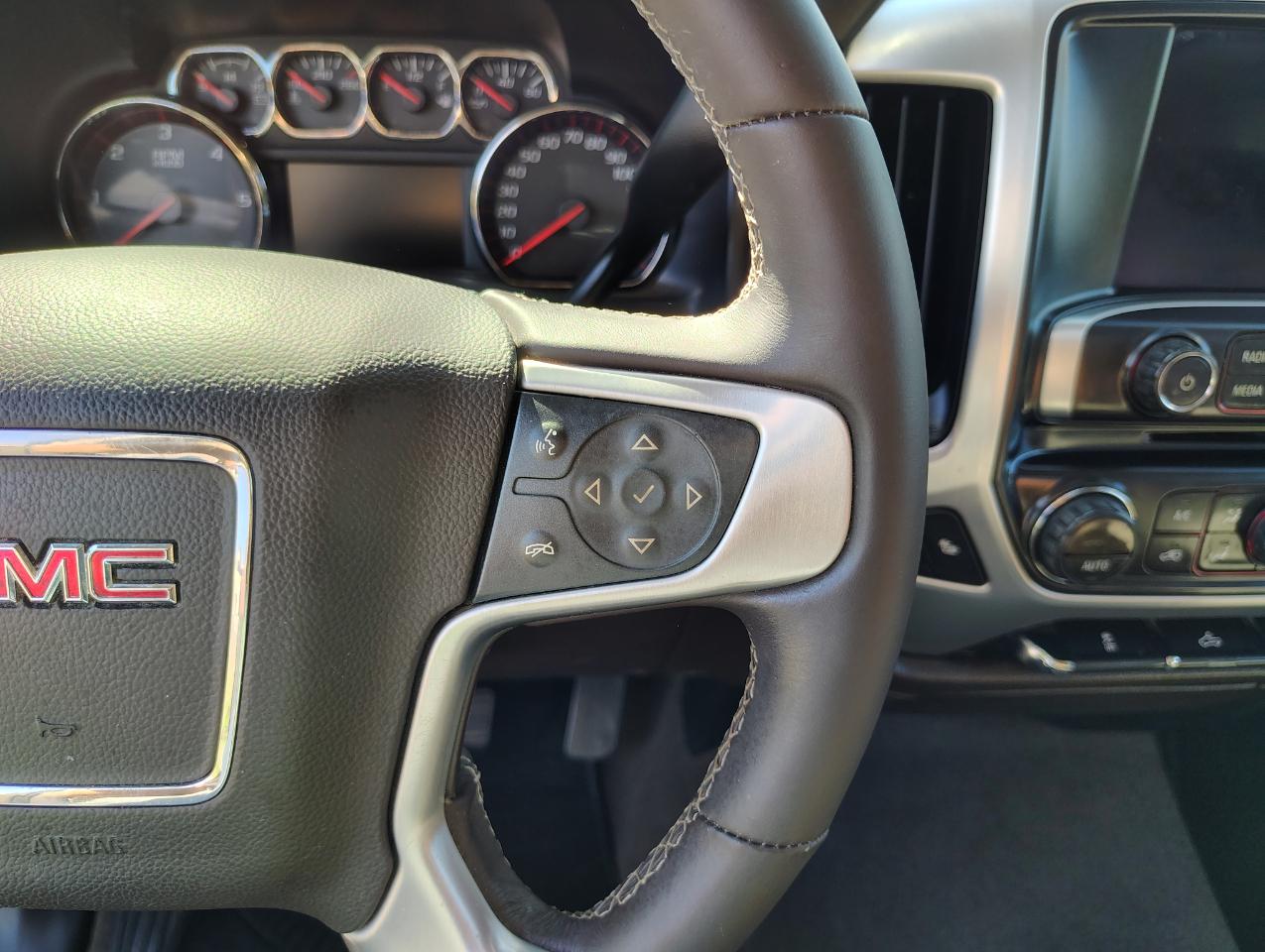 GMC Sierra 1500 SLE Double Cab 4WD 2015