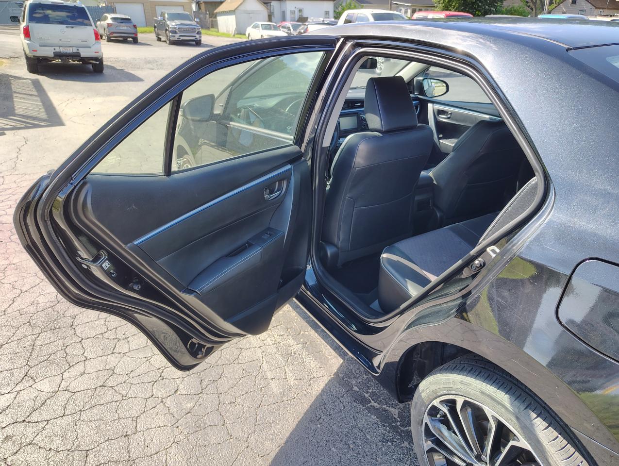 Toyota Corolla S Premium CVT 2016
