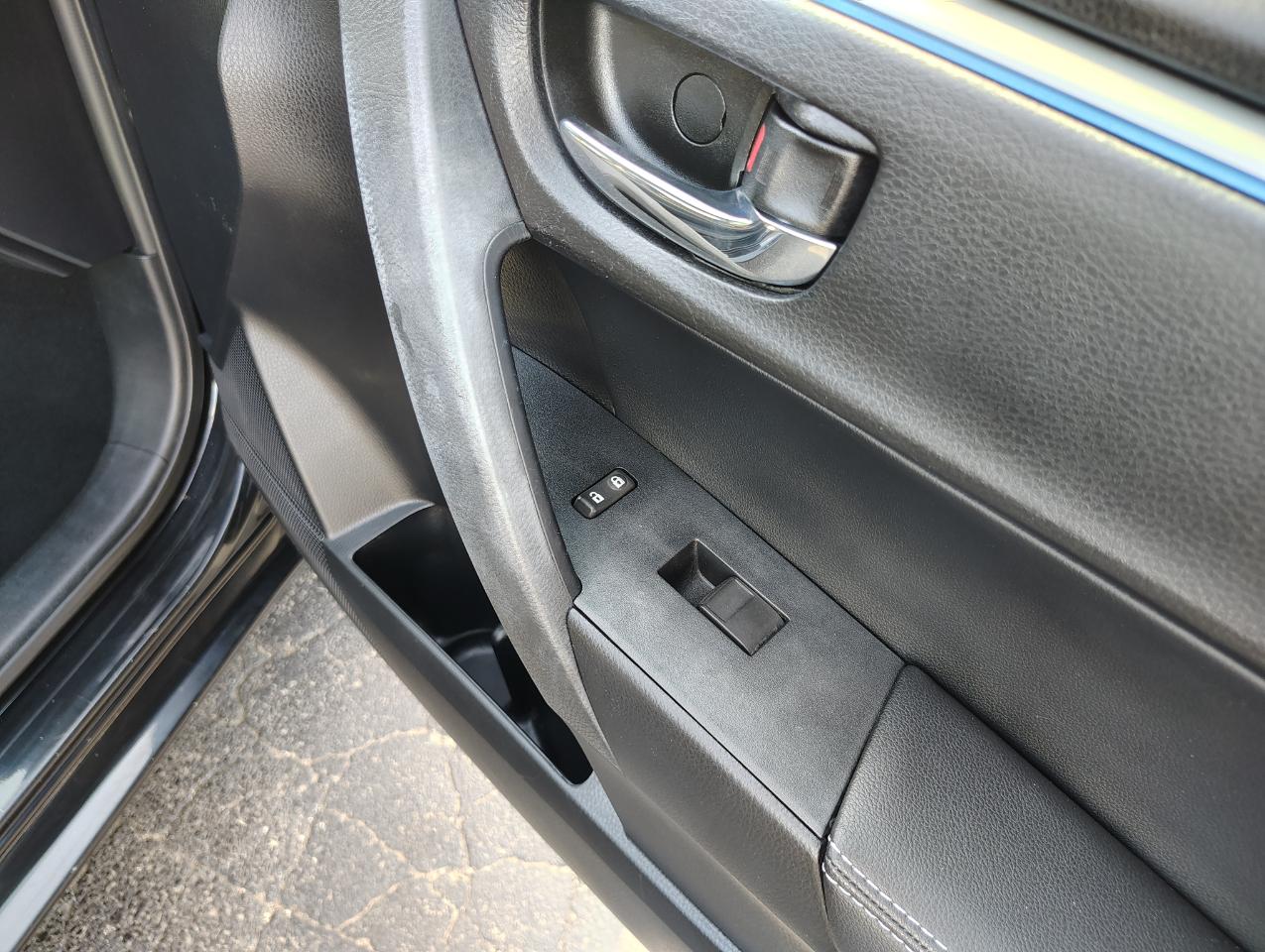 Toyota Corolla S Premium CVT 2016