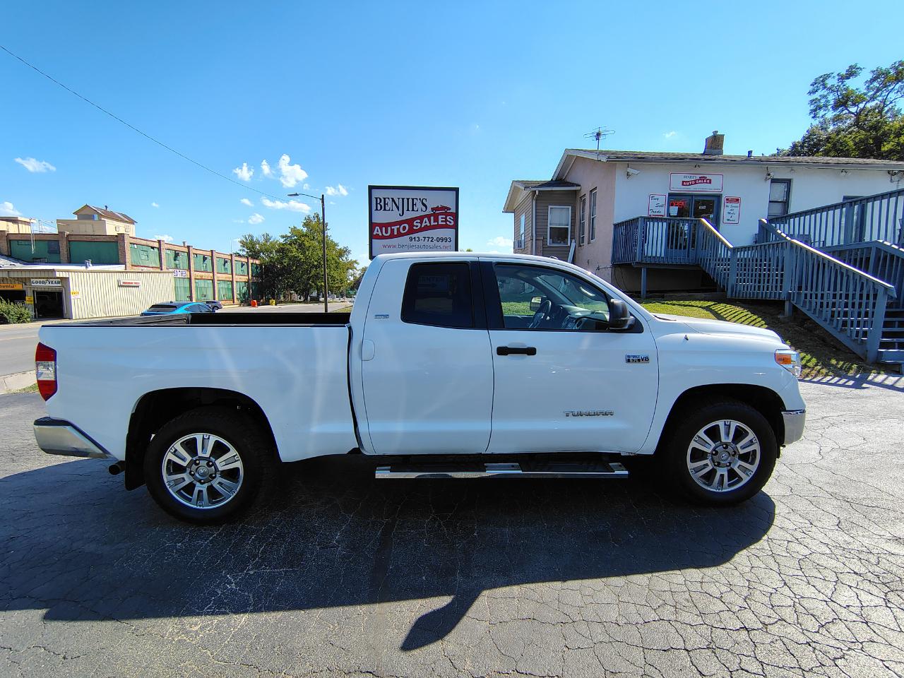 Toyota Tundra SR5 5.7L V8 FFV Double Cab 4WD 2014
