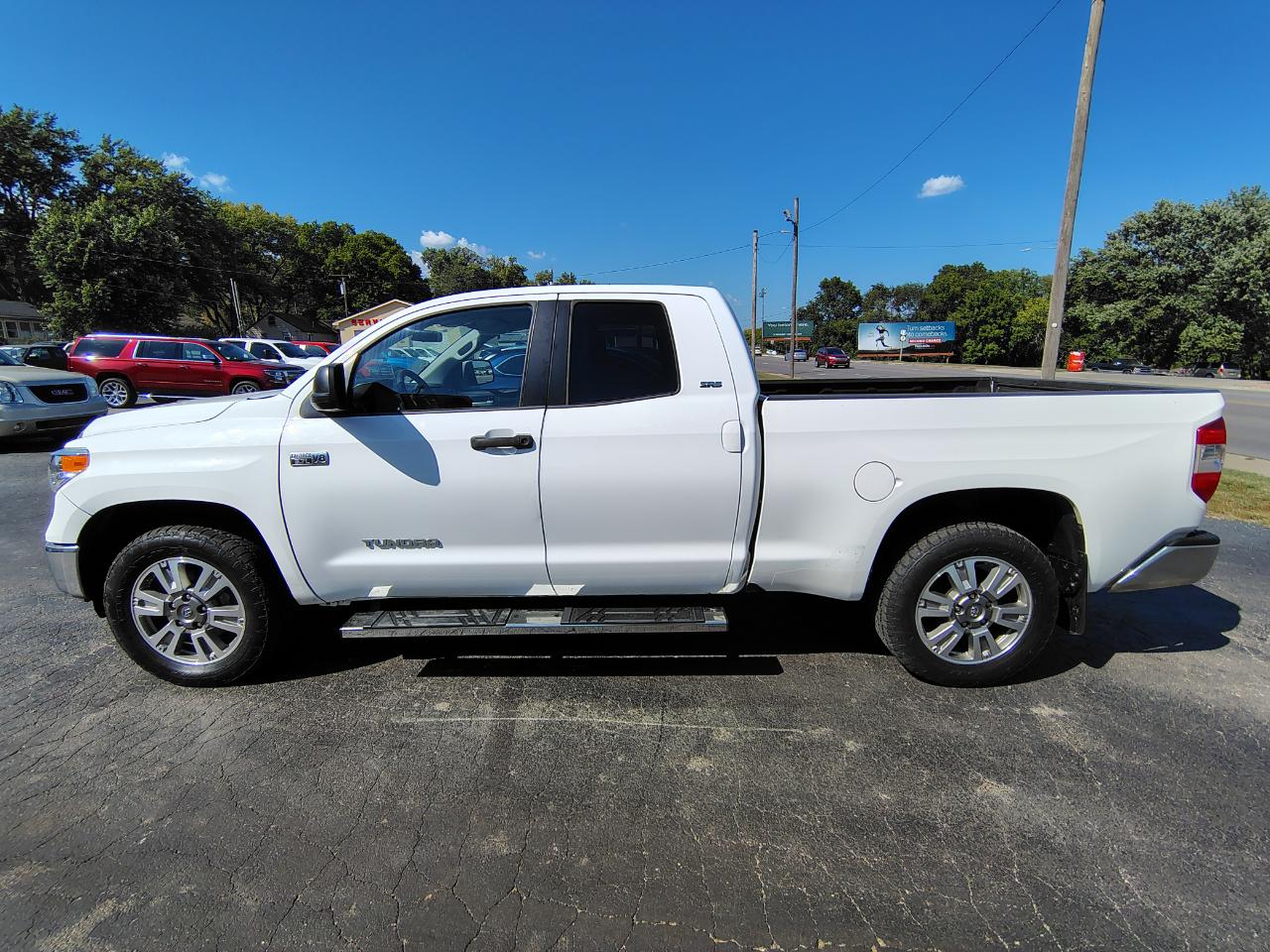 Toyota Tundra SR5 5.7L V8 FFV Double Cab 4WD 2014