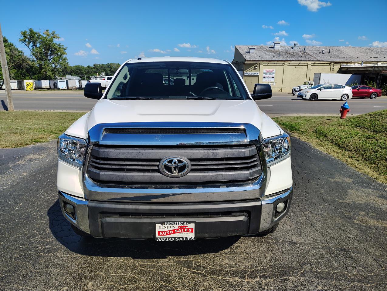 Toyota Tundra SR5 5.7L V8 FFV Double Cab 4WD 2014