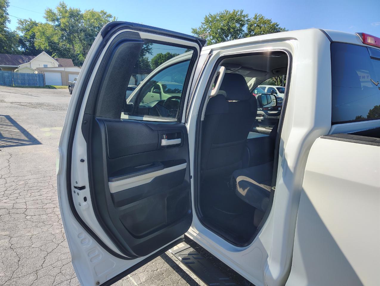 Toyota Tundra SR5 5.7L V8 FFV Double Cab 4WD 2014