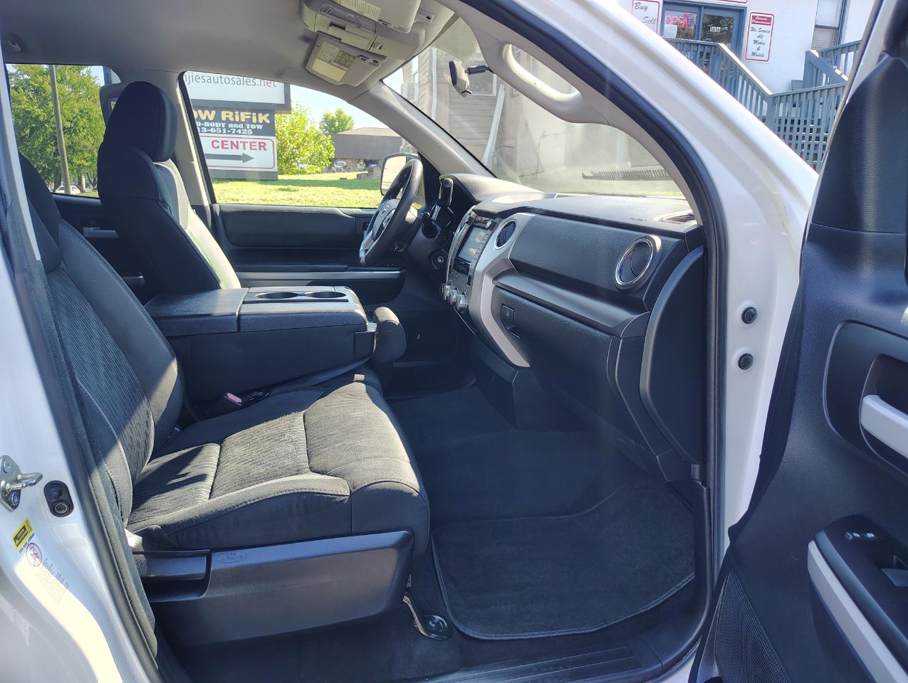 Toyota Tundra SR5 5.7L V8 FFV Double Cab 4WD 2014